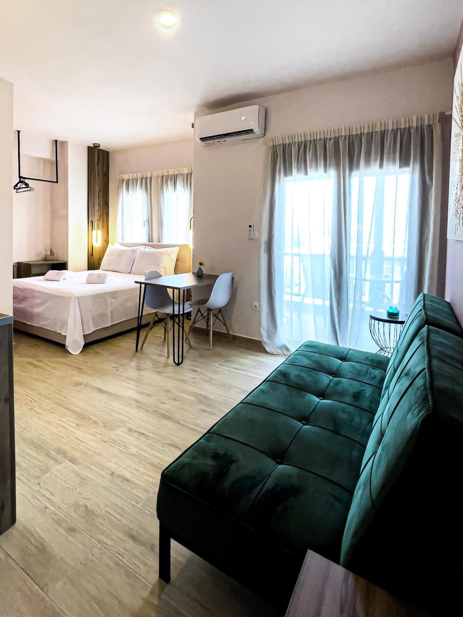 Athonite All Seasons Luxury Suites Ierissos Exterior photo
