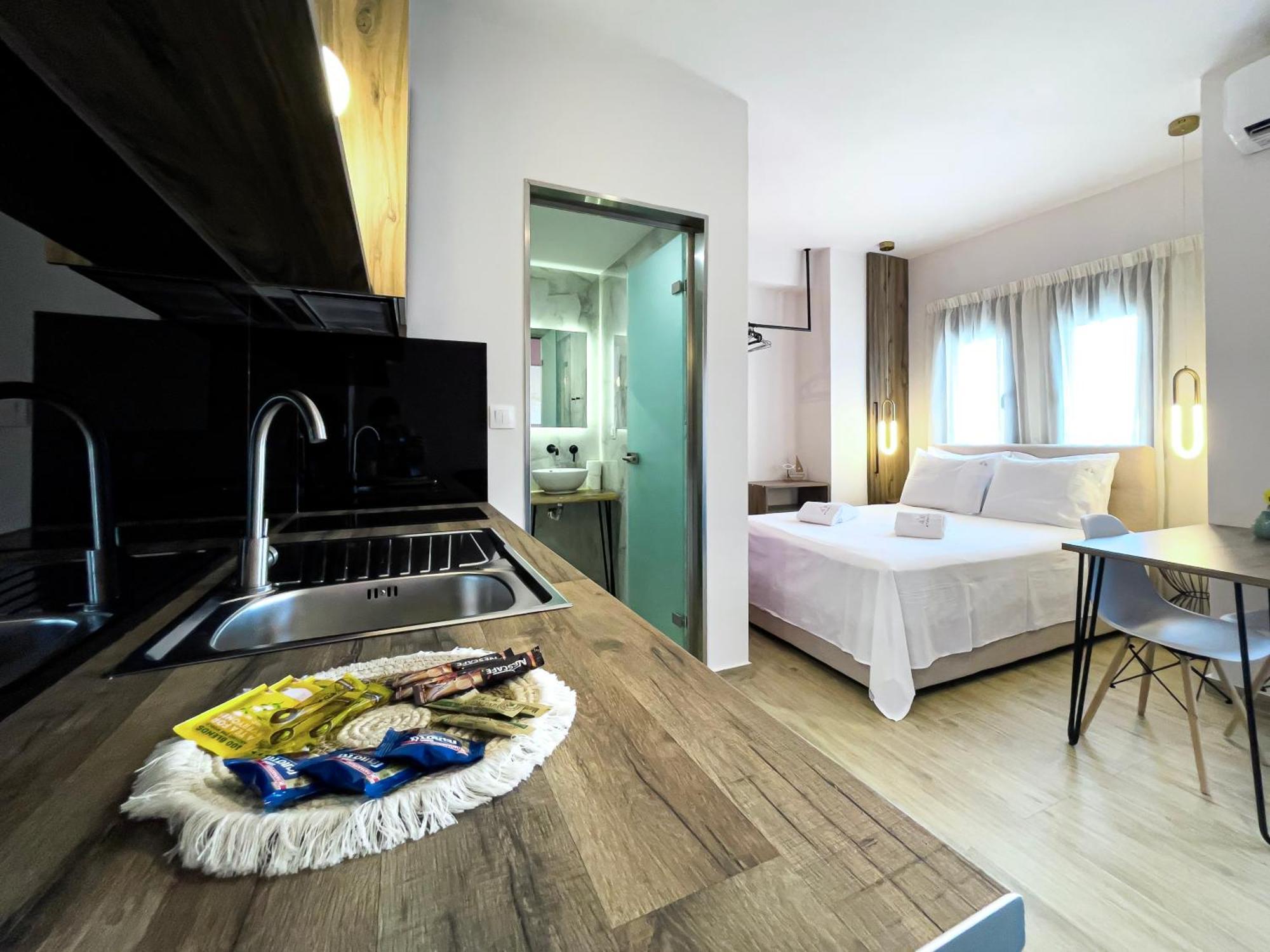 Athonite All Seasons Luxury Suites Ierissos Exterior photo